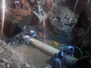 Fethiye’deki Arızaya Muski̇’nin Müdahalesi Devam Ediyor