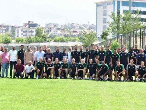 Denizlispor Ailesi Bayram Sevincini Hep Birlikte Yaşadı