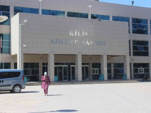Kilis’te Eşini Döverek Öldüren Zanlı İkinci Kez Hakim Karşısına Çıktı