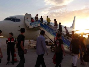 Van’da 408 Düzensiz Göçmen Ülkelerine Geri Gönderiliyor