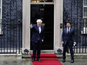 Johnson’dan Zelenskiy’e: “Sen Bir Kahramansın"