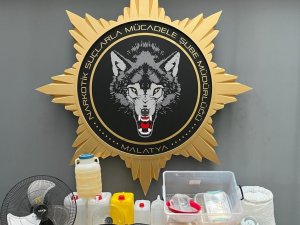Suçüstü Yakalanan 3 Zehir Taciri Tutuklandı