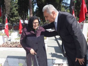 Şehit Annesi: “Allah, Güvenlik Güçlerimizin Ayaklarına Taş Değdirmesin”