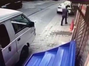 Ataşehir’de Lüks Otomobili Çizen Şahıs Kayıplara Karıştı