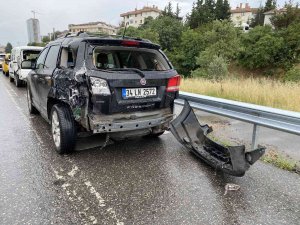 Maltepe D-100 Karayolu’nda Zincirleme Kazada 10 Araç Birbirine Girdi