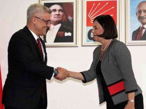 Mhp’den Chp’ye Bayram Ziyareti