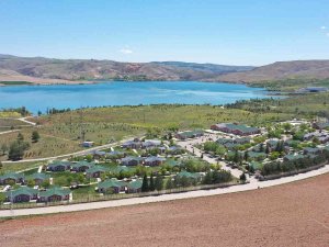 Çocuklar Yaz Kampında Dil Öğreniyor