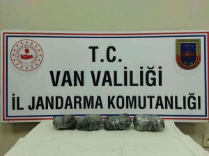 Van’da 2 Kilo 110 Gram Metamfetamin Ele Geçirildi