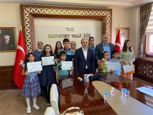 Ufka Yolculuk Yarışması Ödülleri Vali Epcim Tarafından Takdim Edildi