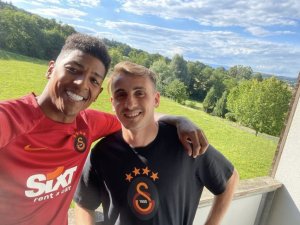 Patrick Van Aanholt: “Ortak Hedefimiz Galatasaray’ın Başarısı Olup Aramızda Hiçbir Husumet Bulunmamaktadır”