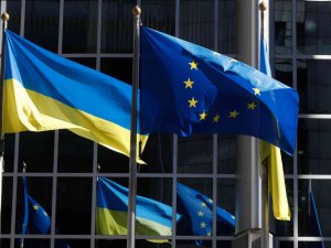 Ab’den Ukrayna’ya 1 Milyar Euroluk Mali Yardıma Onay