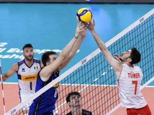 Milliler, İ̇talya’ya 3-1 Mağlup Oldu