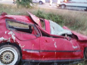 Tokat’ta Otomobil Şarampole Devrildi: 1 Ölü