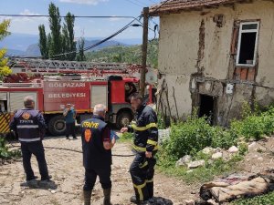 Büyük Belen Köyünde Ev Yangını