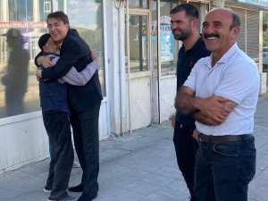 Yaşlı Vatandaşın Erdoğan Sevgisi: “Ben Onu Bunu Bilmem, Oyum Tayyip’in”