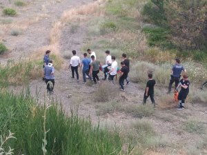 Motosiklet Uçuruma Yuvarlandı: 3 Yaralı