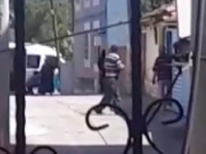 İ̇zmir’de 3 Kişinin Öldüğü Komşu Vahşetinde Yeni Gelişme: Şarjörü Kardeşi Vermiş