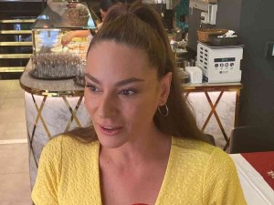 Karaköy’de Balık Restoranında Çantası Çalınan Şarkıcı Günsu O Anları Anlattı