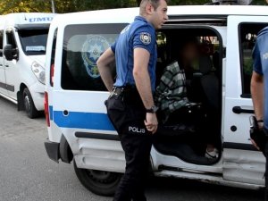 Alkollü Şahıslar Birbirine Girdi, Polis Kavgaya Müdahale Etti