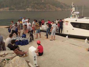 Datça’daki Orman Yangınında Vatandaşlar Güvenli Bölgelere Sevk Ediliyor