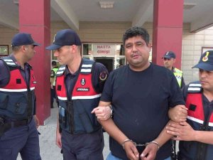 Kendisi Terk Eden Eşi Ve Sevgilisini Öldüren Kocanın Son Görüntüleri Ortaya Çıktı