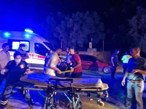 Erdek’te Otomobil İle Motosiklet Çarpıştı