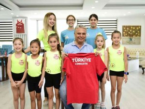 Türkiye 2’ncisi Minikler Gururlandırdı