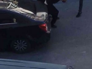 Esenyurt’ta Taksici, Ücret Tartışması Yaşadığı Yolcuyu Tekme Tokat Dövdü