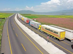 İ̇hracat Arttı; Çıldır-aktaş Gümrük Kapısı’nda Yeni Rekora Ulaşıldı