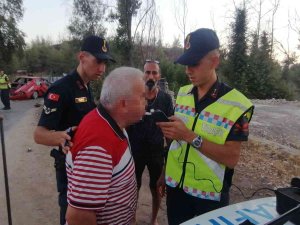 Alkollü Halde Köprü Korkuluklarına Çarptı, ’Şaştım Kaldım’ Dedi