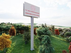 Öğretmen Hatıra Ormanı Ve Şehitlik Anıtı