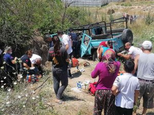 Antalya’da Safari Cipi Şarampole Yuvarlandı: 1 Ölü, 9 Yaralı