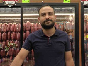 Çarşıda ’Gurbetçi’ Yoğunluğu