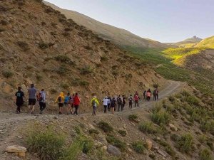 4 Bin 116 Rakımlı Cilo Dağı’na Doğa Yürüyüşü