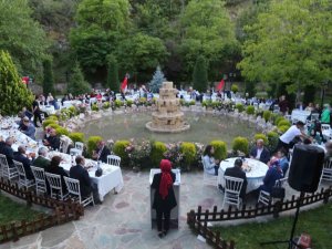 Gümüşhane’de Şehit Aileleri Ve Gaziler Onuruna Yemek Programı Düzenlendi