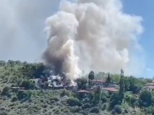 Başkent’te Alev Alev Yanan Evden Yaşlı Kadın Son Anda Kurtarıldı