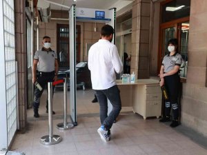 Hastanelerde “Kapı Güvenlik Sistemleri” Kurulmaya Başlandı