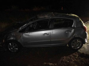 Kilis’te Otomobil Şarampole Uçtu: 3 Yaralı