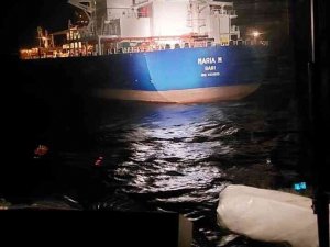 Çanakkale Boğazında Arızalanan Gemi Kurtarıldı
