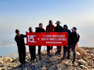 15 Temmuz Şehitleri Anısına Artos Dağı’na Zirve Tırmanışı