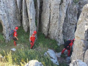 Dört Gündür Kayıp Olan Yaşlı Kadın 160 Kişilik Ekiple Aranıyor