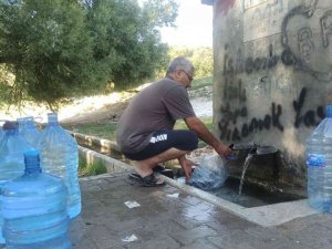 Bu Su İçin Kilometreler Aşılıyor