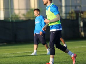 Afyonspor’da Alt Yapıdan Yetişen Oyuncular A Takımıyla Antrenmana Çıktı