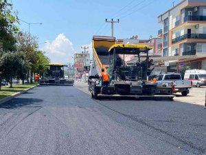 Mersin’de Yol Yapım Çalışması Sürüyor