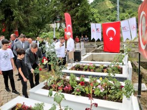 15 Temmuz Şehidi Kabri Başında Anıldı