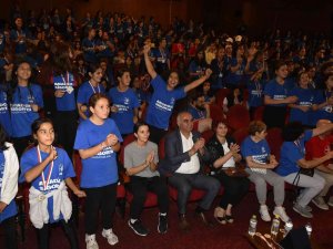 Ankara Büyükşehir Belediyesi Başkentte Düzenlenen Kız Basketbol Şenliği’ne Lojistik Destek Sağladı