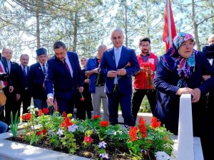 Kastamonu’da 15 Temmuz Demokrasi Ve Milli Birlik Günü’nde Şehitler Anıldı