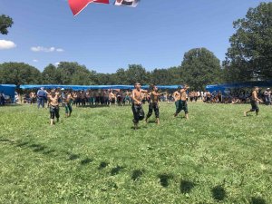 Kırklareli’nde 9. Koca Yusuf Yağlı Pehlivan Güreşleri Başladı