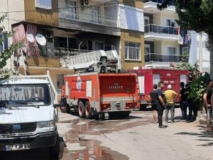 Yangında Mahsur Kalan 3 Çocuk İtfaiye Ekipleri Tarafından Kurtarıldı