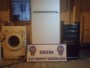 Erzin’de Hırsızlık Şüphelisi Çaldığı Eşyalarla Yakalandı